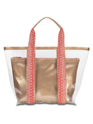 Load image into Gallery viewer, Water resistant, high-quality beach bag. Exterior tote in clear, interior patent leather pouch in Champagne Gold color #color_champagne
